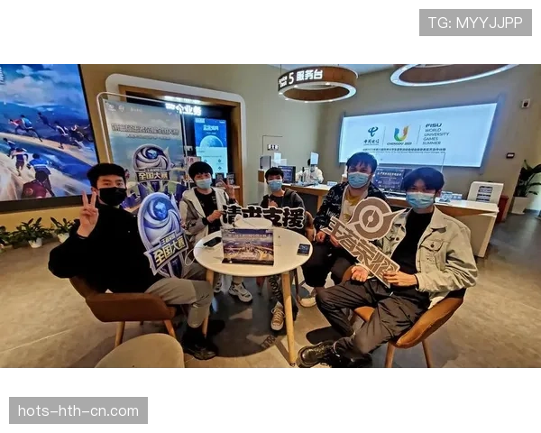 周冠宇私下像邻家小哥，上赛道那一刻像王者，反差太上头