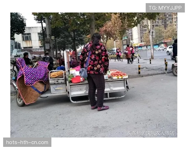 施洋今晚那个神操作，感觉就像明星突然跑到街边摆摊干起代言了！